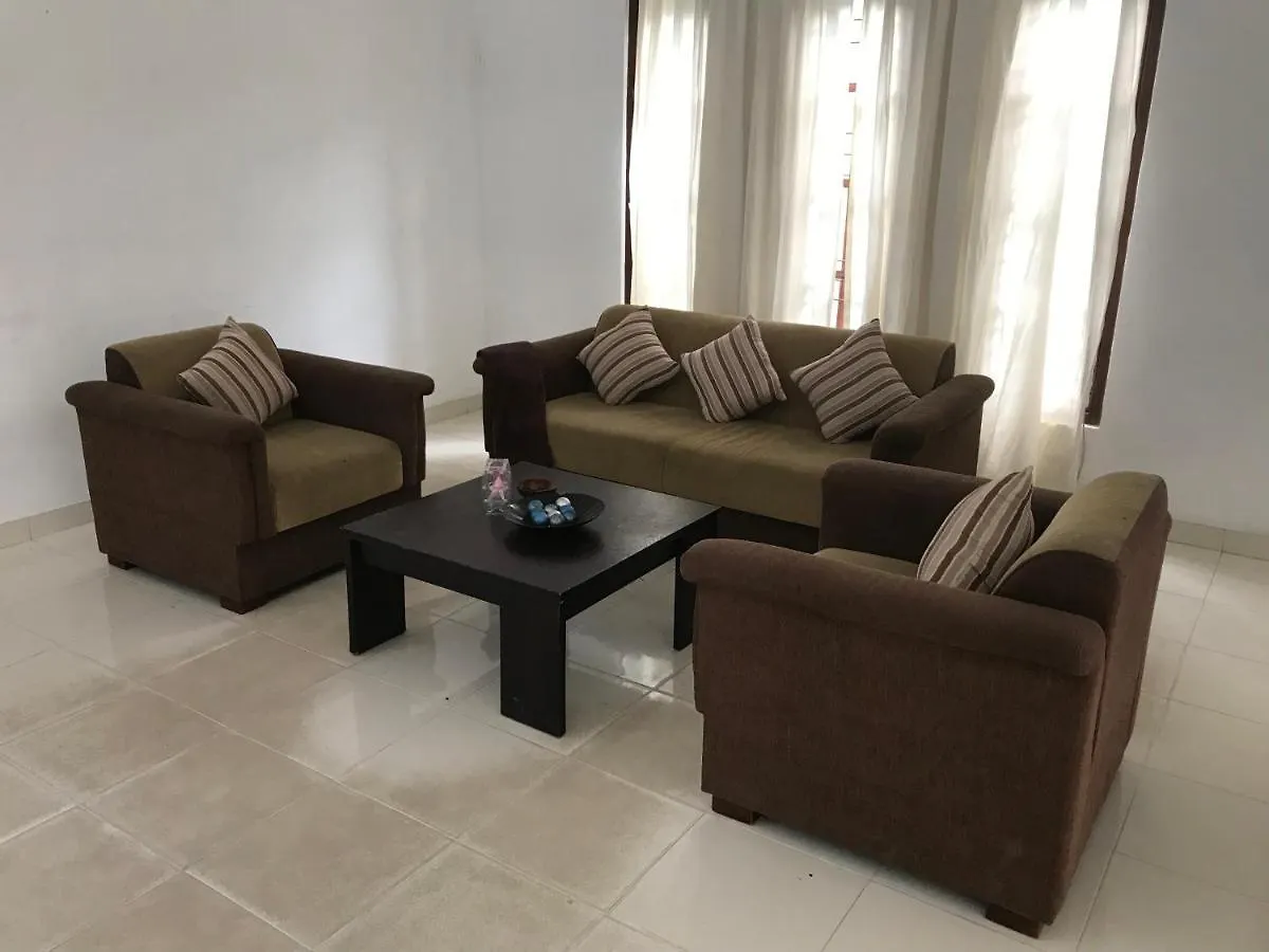 Guest house Everest Rooms Piliyandala Sri Lanka